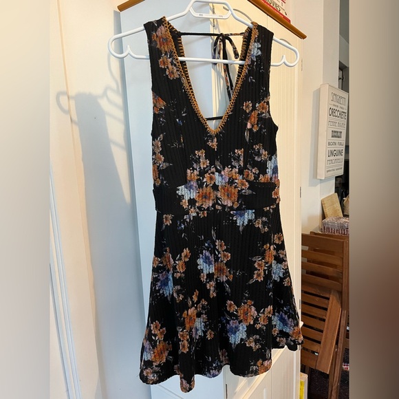 Various dresses for sale - Picture 13 of 14